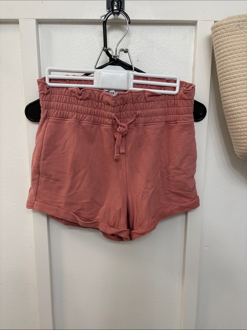 Hollister Dusty Rose Elastic Waist Athletic Shorts